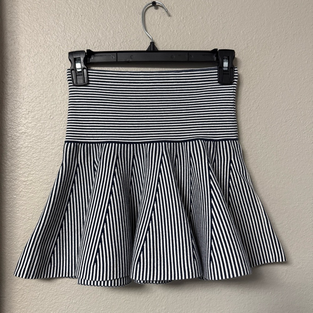 B6/4 juicy Couture Navy Blue/White Striped Mini Skirt Size Juniors Extra Large